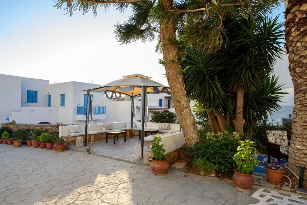 Galaxy Hotel Aegiali Exterior photo